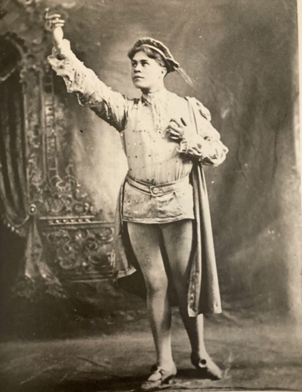 Gilmor Brown as Romeo, ca. 1910. Wolfgang collection.